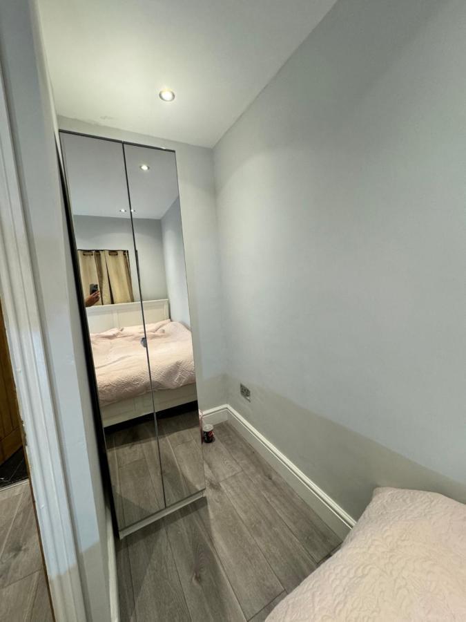1 Bed With Kitchenette And Bathroom 牛津 外观 照片