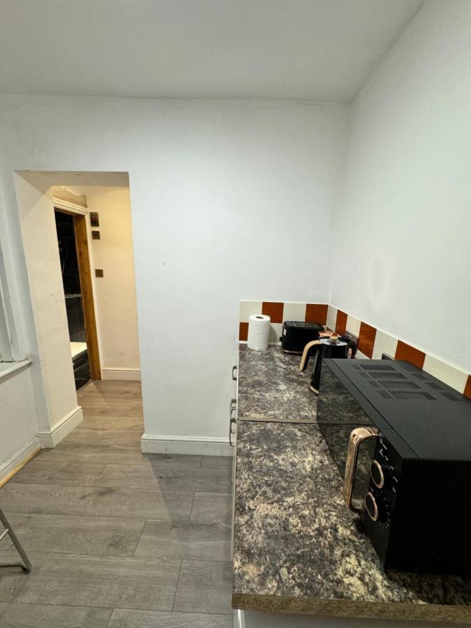 1 Bed With Kitchenette And Bathroom 牛津 外观 照片